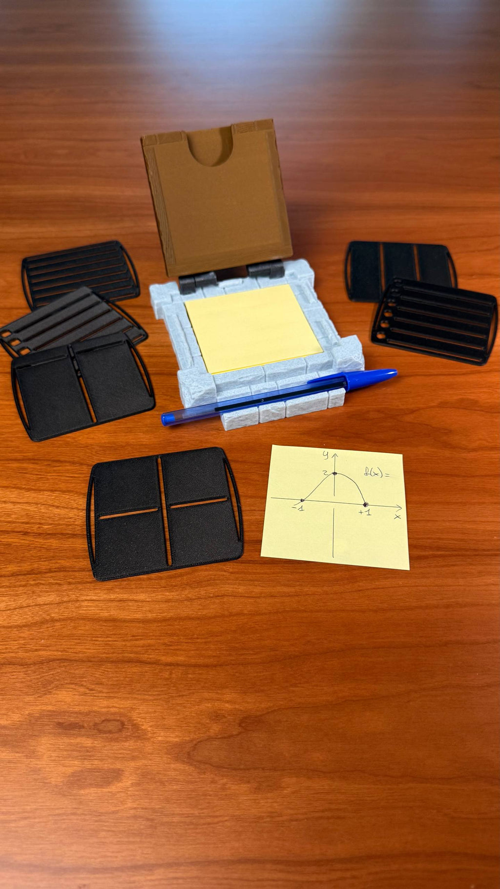 Pen and Post-It Note Holder with stencils