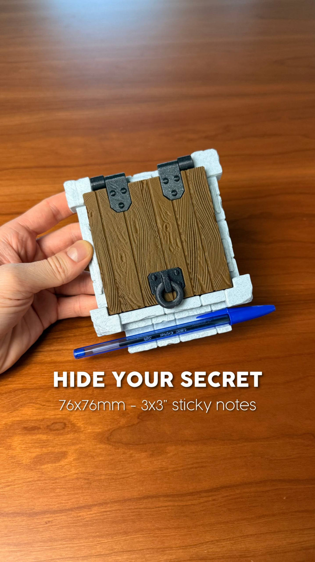 Pen and Post-It Note Holder with stencils