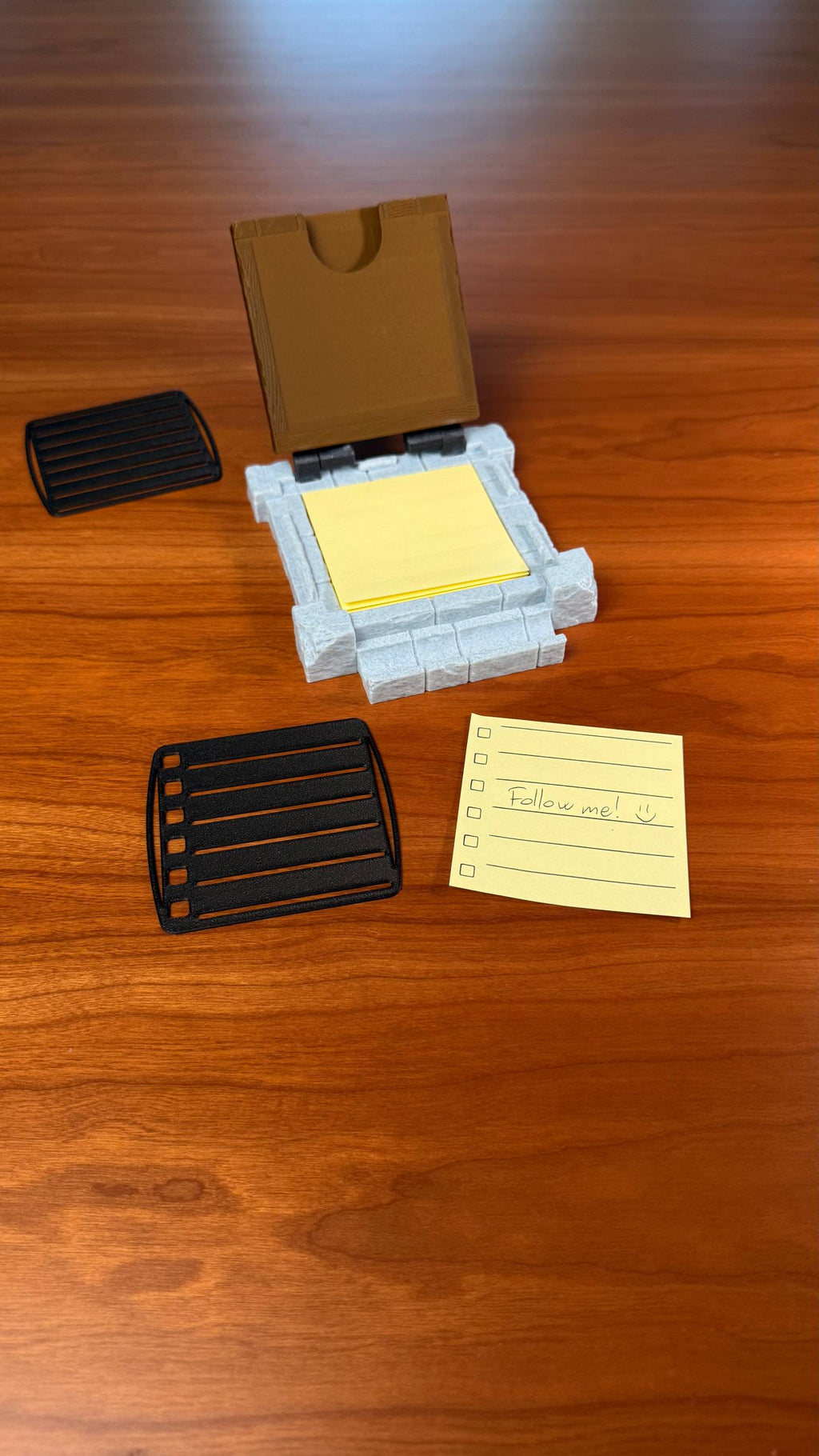 Pen and Post-It Note Holder with stencils