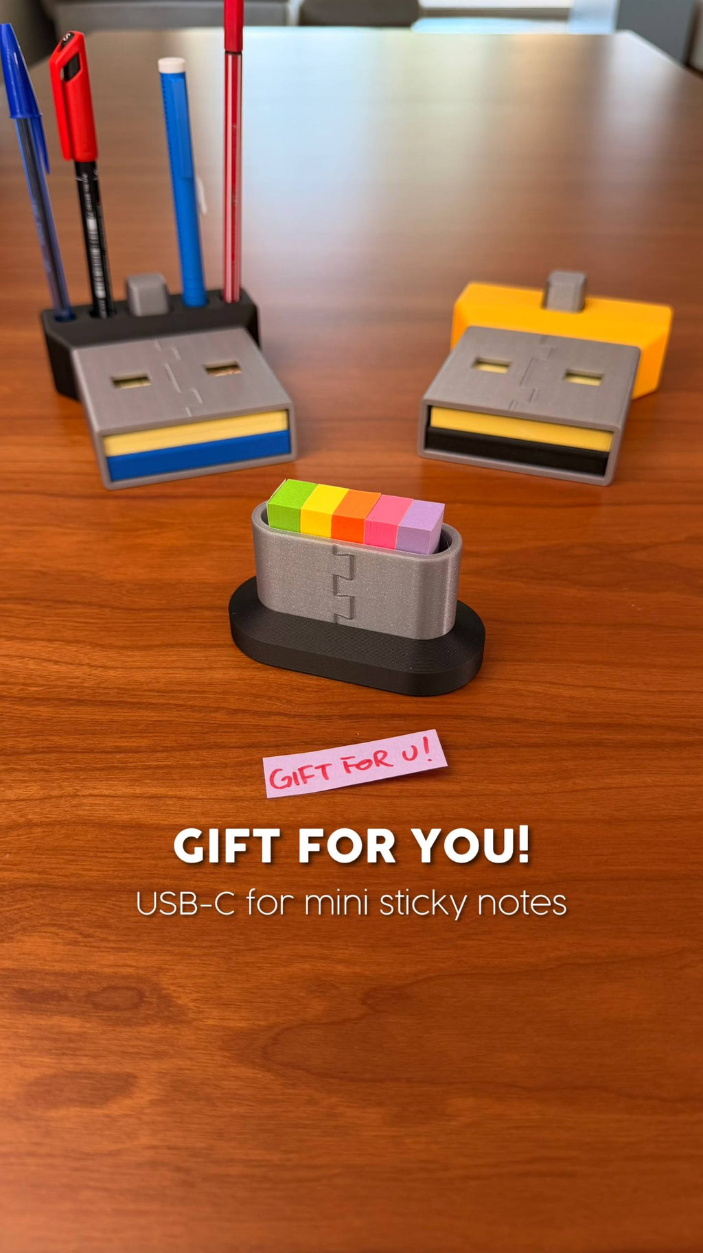 USB NOTE - STICKY NOTE HOLDER & STENCILS