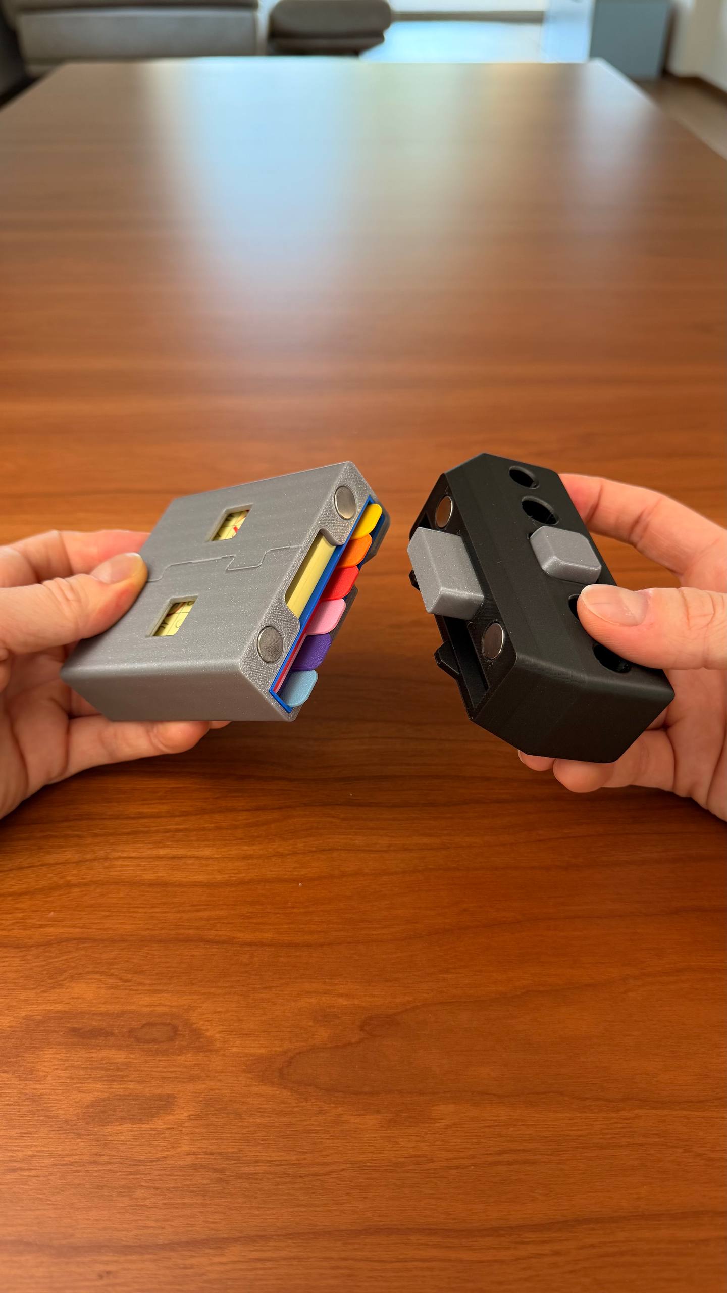USB NOTE - STICKY NOTE HOLDER & STENCILS