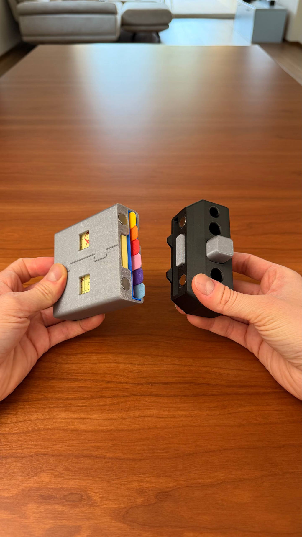 USB NOTE - STICKY NOTE HOLDER & STENCILS