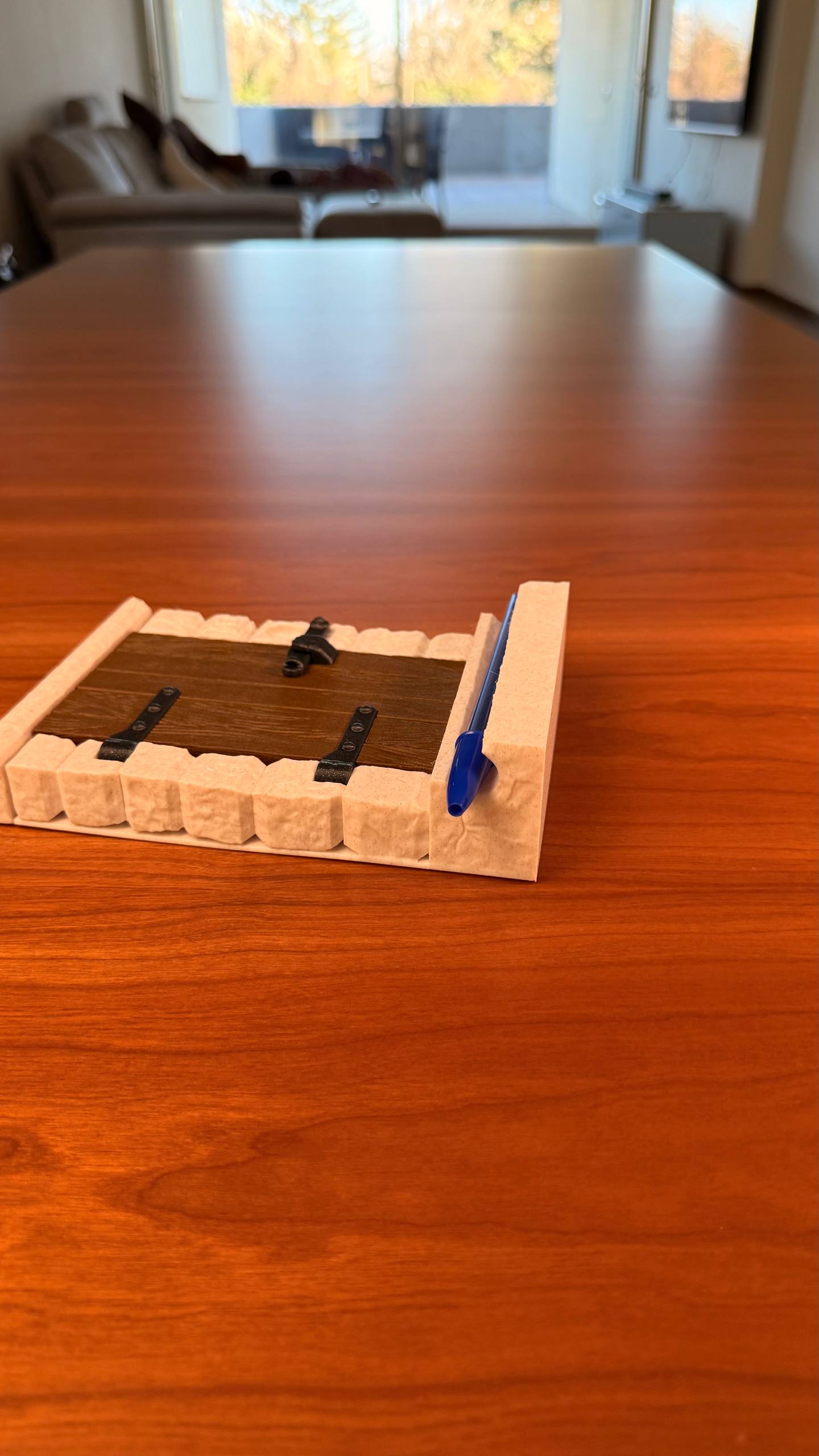 Sticky notes holder and stencils
