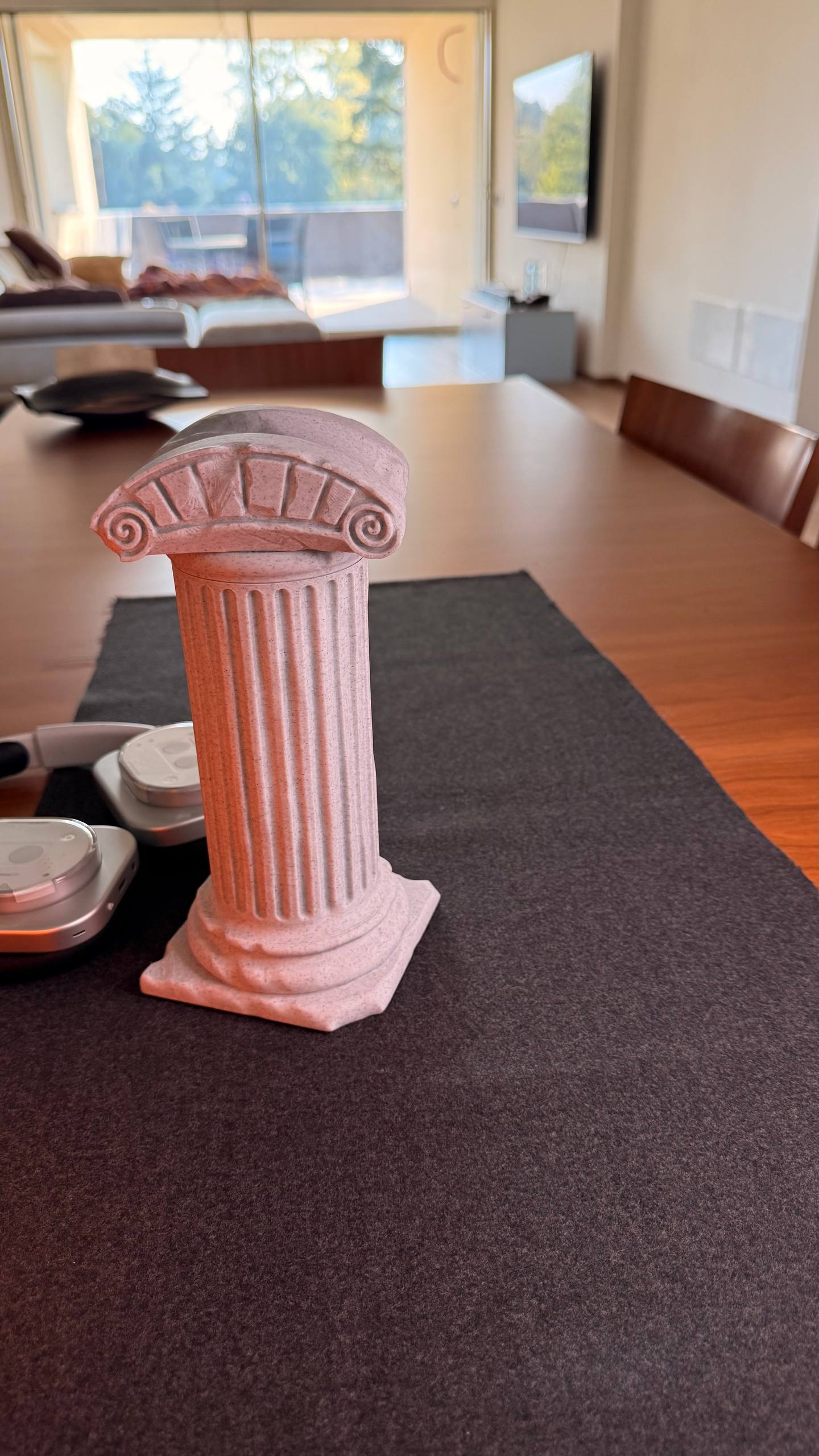 Music Pillar Heahphone Holder