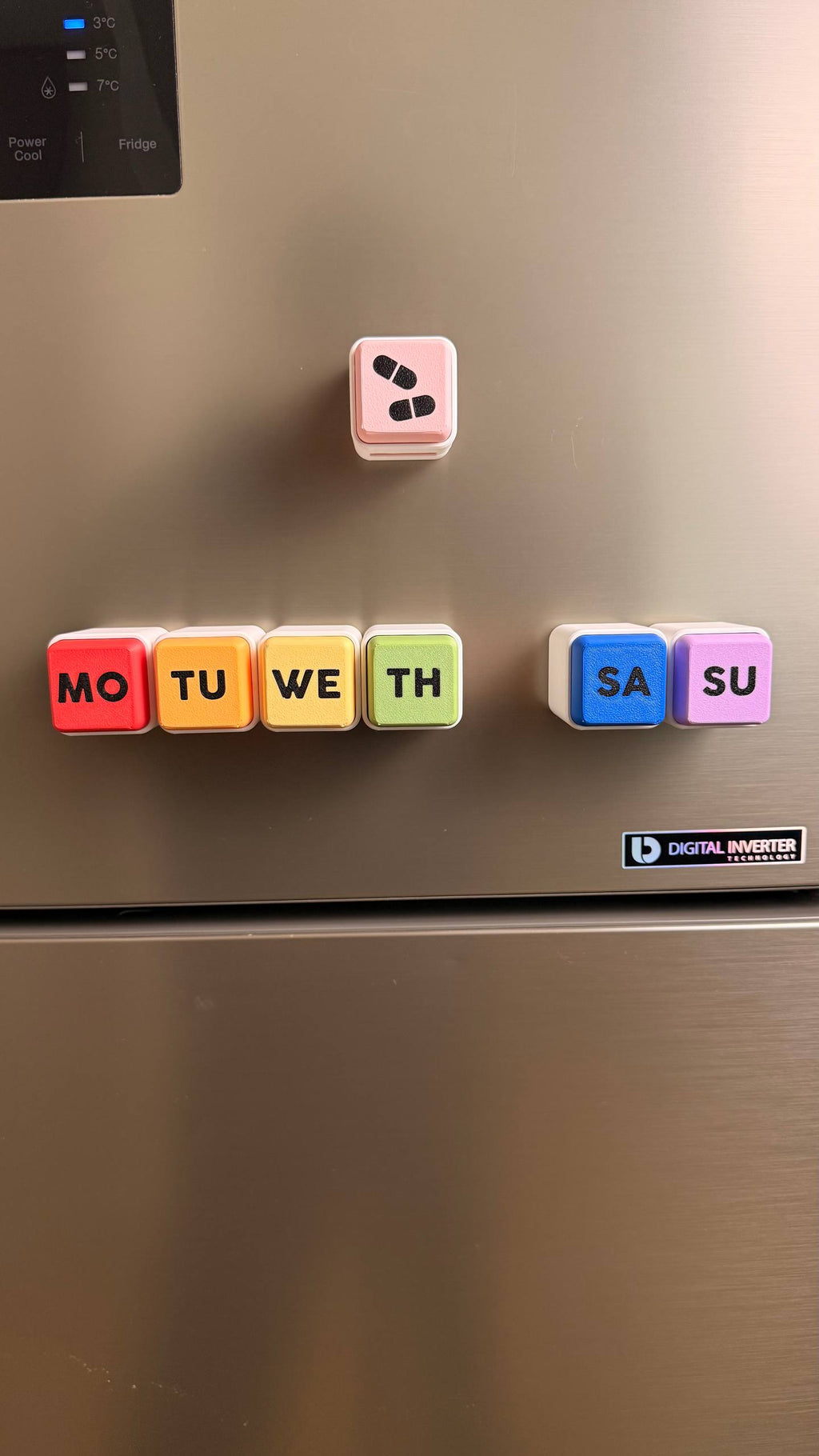 PILL PUSH Daily Pill Dispenser – Magnetic One-Push 3D Printed Medication Holder
